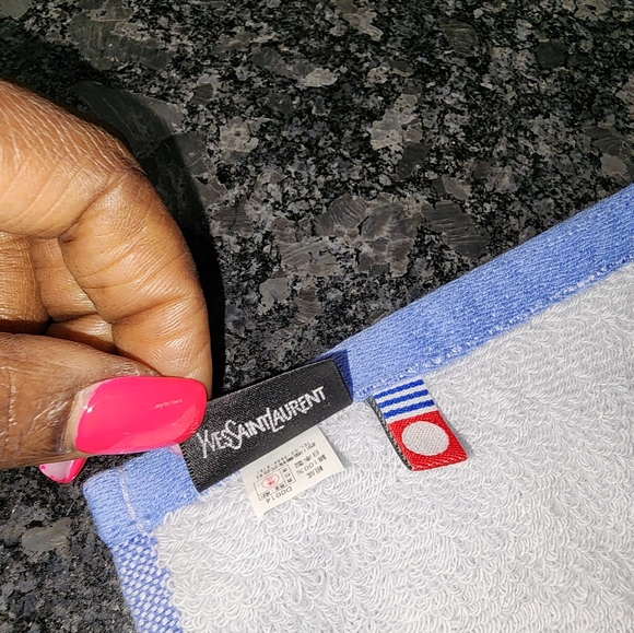 SOLD. YSL face towel - Picture 5 of 6